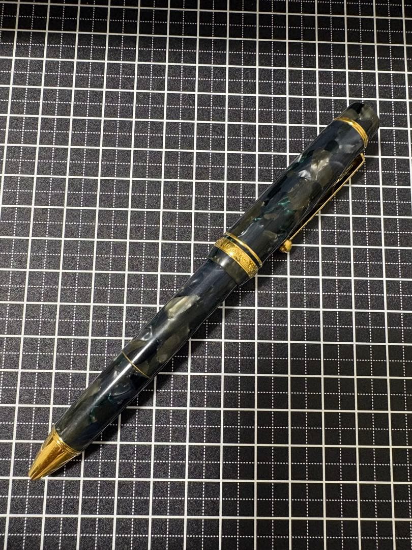 PILOT Regency multi-function ballpoint pen with metal body and visible scratch on the middle ring