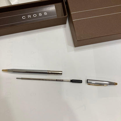 Kuro Twist Ballpoint Pen Classic Century set of 2 in gold and silver with included box
