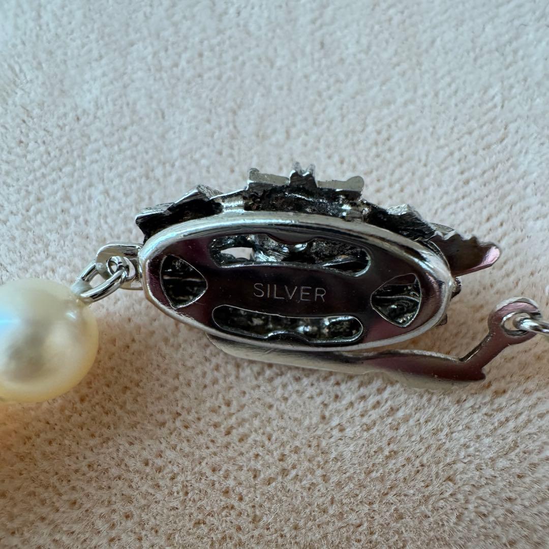 Small pearl necklace featuring 60 round Akoya pearls sized 6.8mm on a 42cm strand