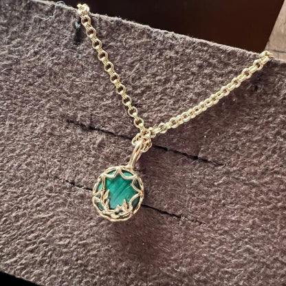 agete K10 necklace and charm set with labradorite, shell, malachite on a 40cm adjustable Loro chain