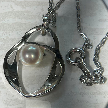 Mikimoto Akoya pearl pendant silver necklace with 7mm pearl on 40cm silver chain