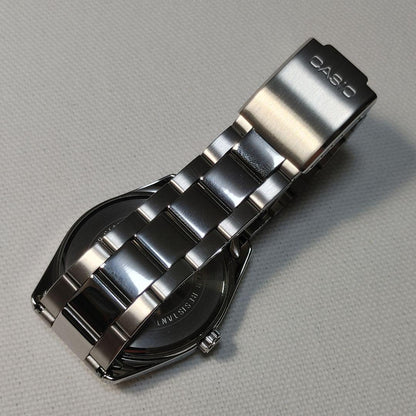 CASIO MTP1302 Quartz Men's Watch — Japanese