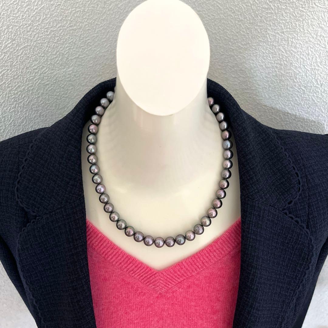 Akoya genuine pearl necklace with black pearls showing slight red hue, 9-9.5mm, 43cm length with case