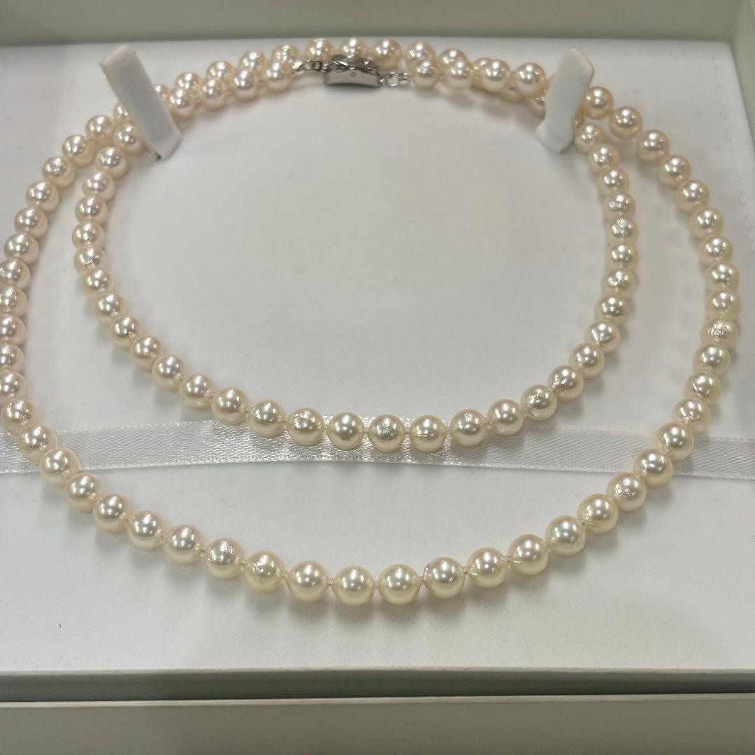 Akoya pearl necklace with 7-7.5mm baroque pearls, 80cm long featuring a 925 silver clasp and natural wrinkles
