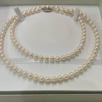 Akoya pearl necklace with 7-7.5mm baroque pearls, 80cm long featuring a 925 silver clasp and natural wrinkles
