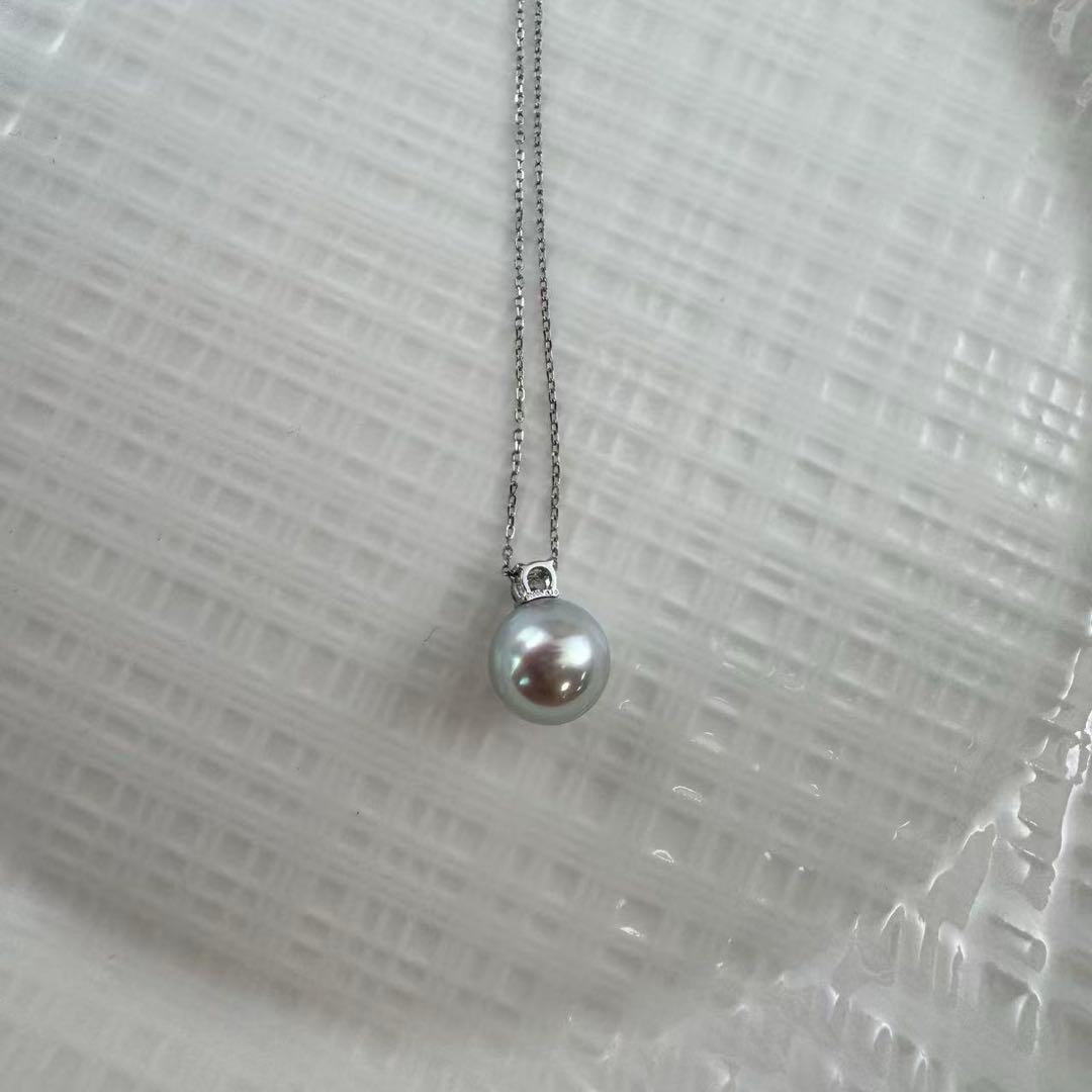 Shin Kagaku Shin Toma necklace with large 9.1mm Akoya pearls and 0.1ct diamond