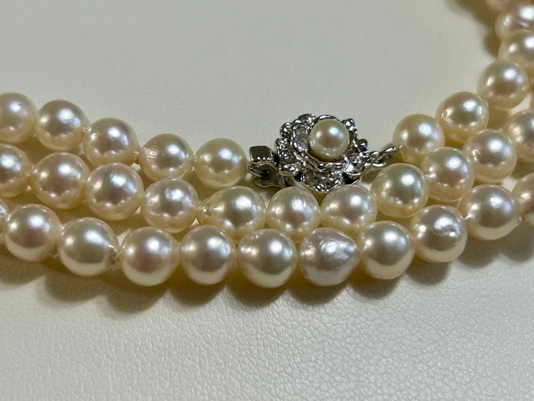 Akoya pearl long necklace with 5-5.5mm pearls and silver clasp measuring about 80cm
