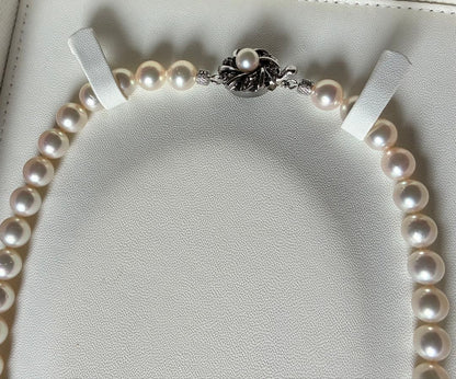 Hana-dama grade Akoya natural pearl necklace with 8.0-8.5mm pink rose pearls and silver clasp