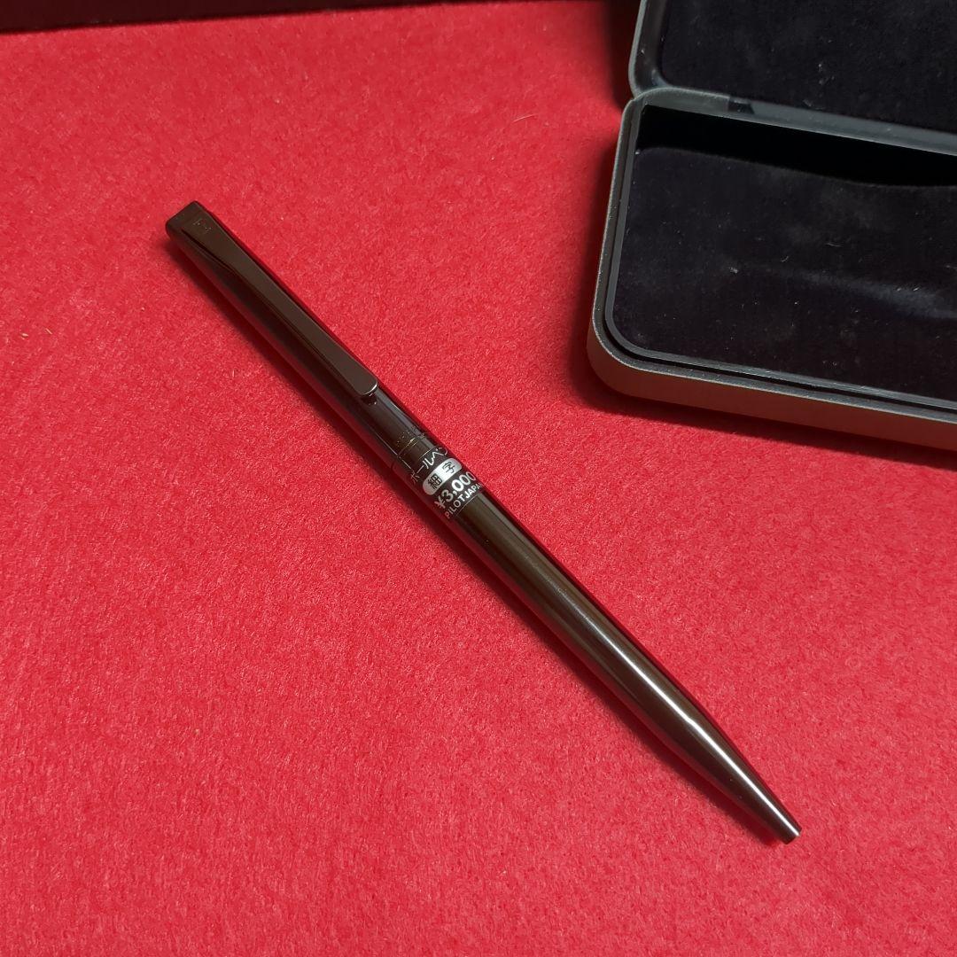 Pilot Discontinued Grandee Priere ballpoint pen in black metallic metal body 140 mm length