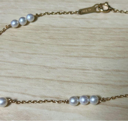 TASAKI Freshwater Pearl K18 Station Necklace with white pearls on a 38cm gold station chain