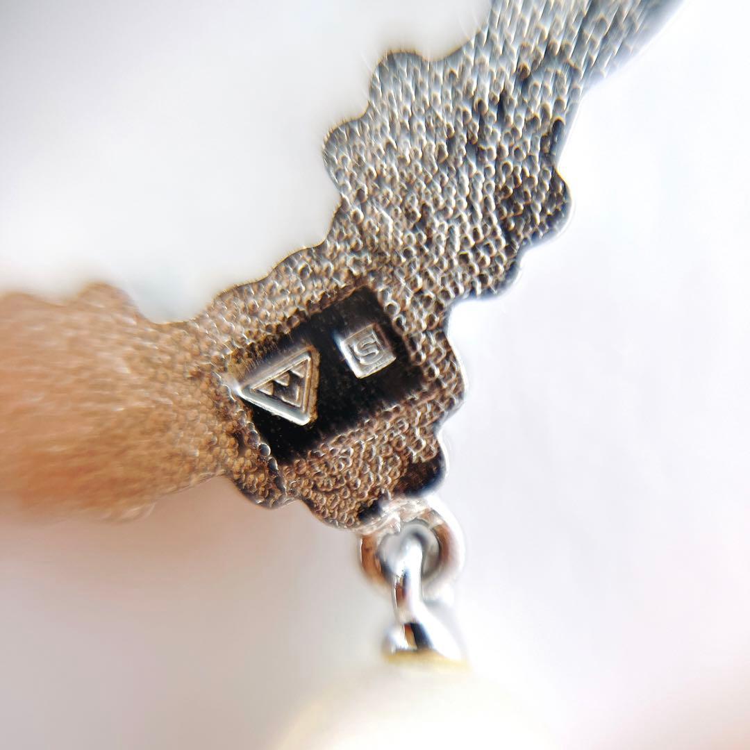 Mikimoto vintage pearl necklace with flower design in silver metal, 41cm length
