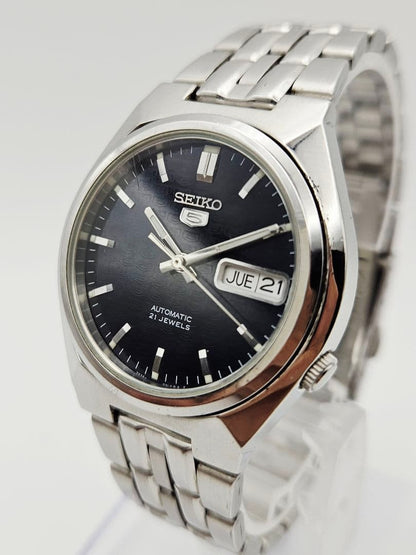 SEIKO SNK357 Automatic Men's Watch — Japanese