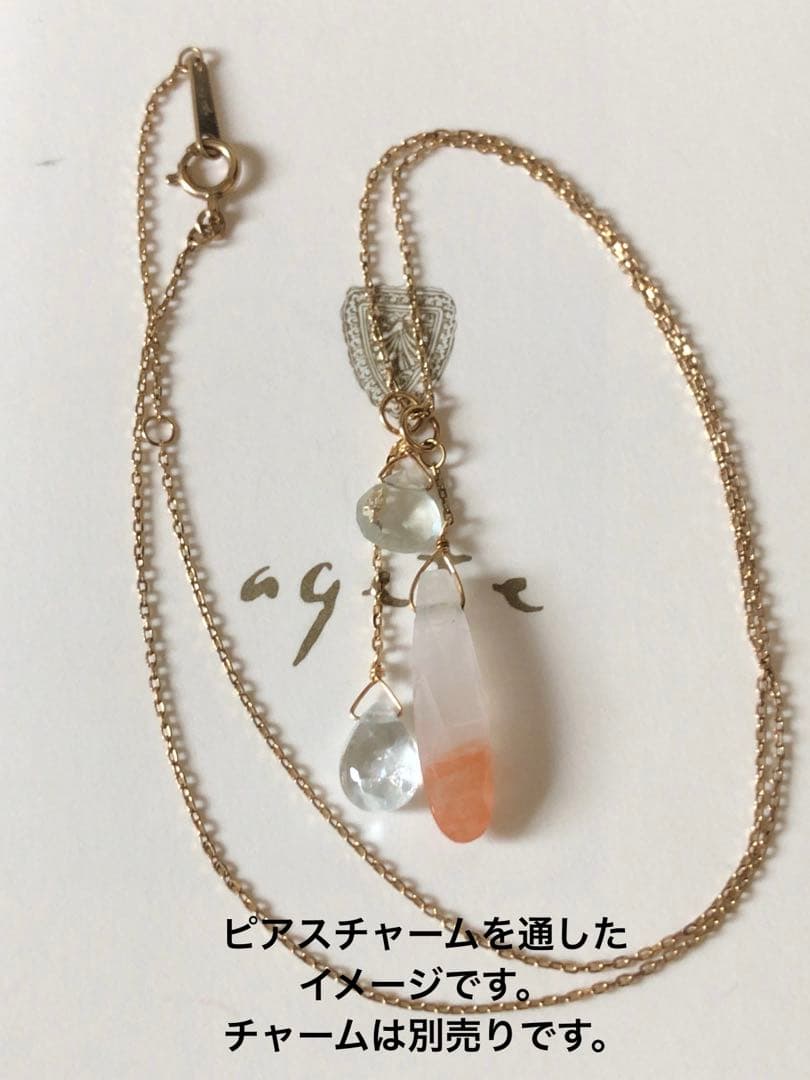 Agete K10 yellow gold necklace chain 40cm with attached earring charm on white background