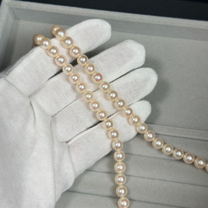 Akoya pearl necklace with 6.5-7mm white pearls on a silver chain about 43cm long