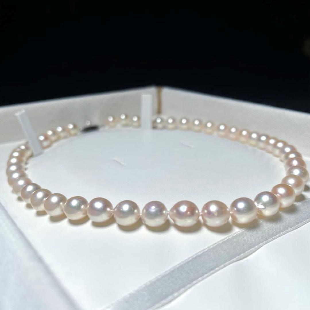 Akoya pearl necklace with semi-round pearls sized 7.6 to 8.4 mm on a 43 cm silver stamped strand