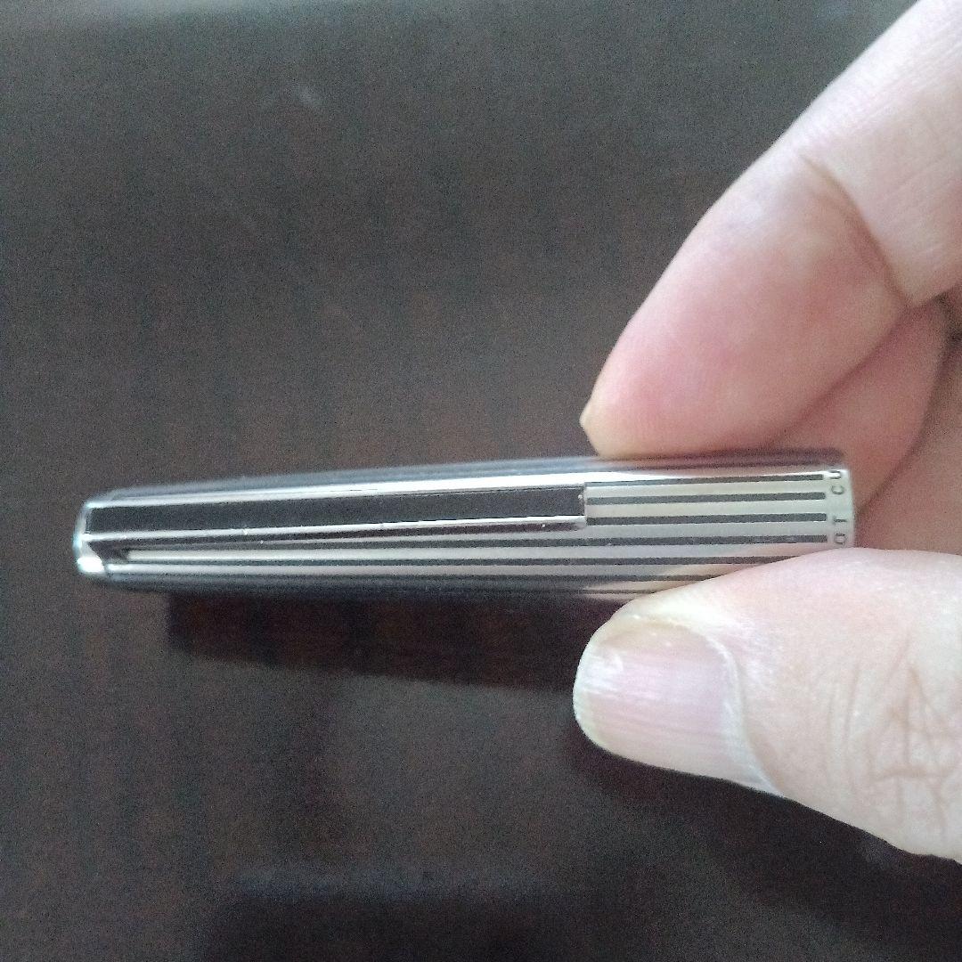 Vintage PILOT 88 fountain pen in silver metal with medium (M) nib size