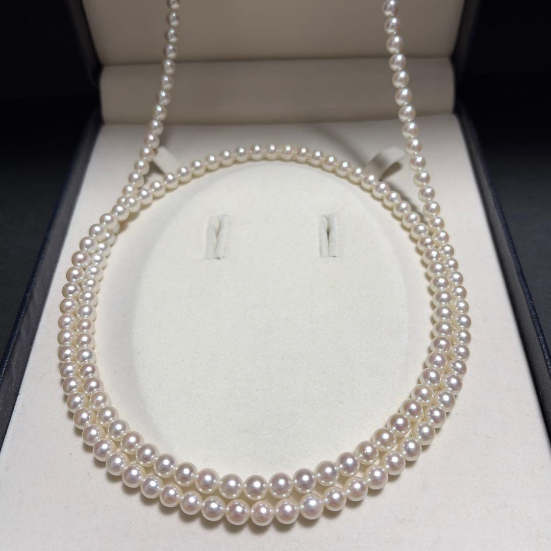 Tasaki Akoya pearl long necklace with 5.5-6mm pearls measuring 109 cm in length