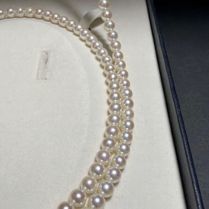 Tasaki Akoya pearl long necklace with 5.5-6mm pearls measuring 109 cm in length