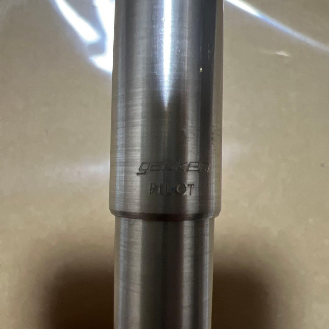 PILOT gakuen silver fountain pen made of metal with sleek silver finish from Japan