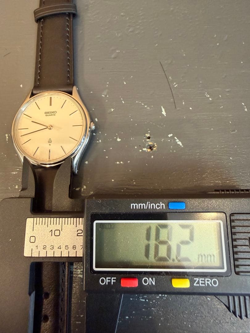 SEIKO 7830-8030 Quartz Men's Watch — Japanese