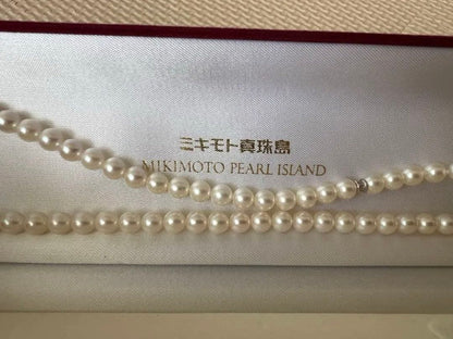 Mikimoto Pearl Island necklace featuring 5mm Akoya pearls on a 40cm strand with accessory case