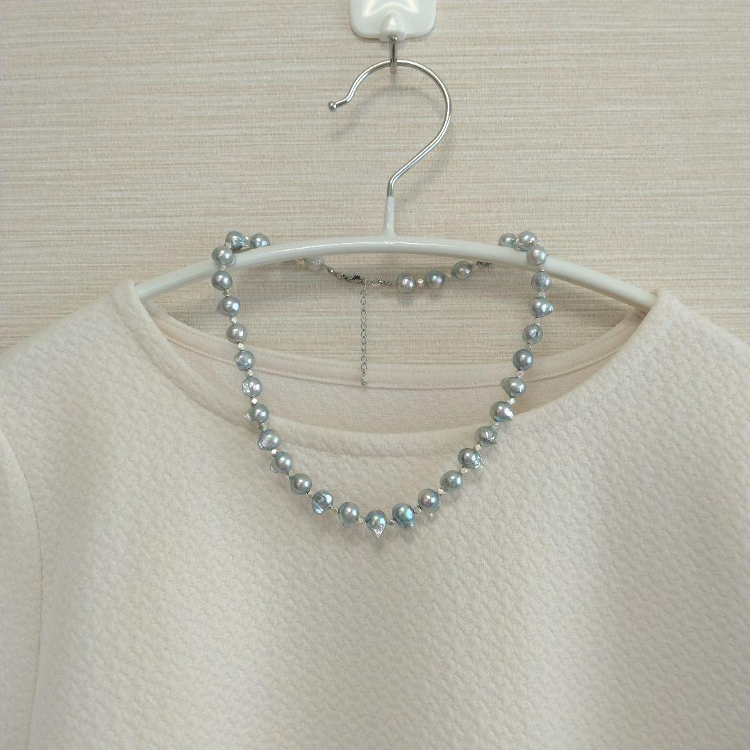 Uwa Jem Orchid natural gray pearl necklace with horns and Carence silver, 8.5mm pearls, 43+5 cm length