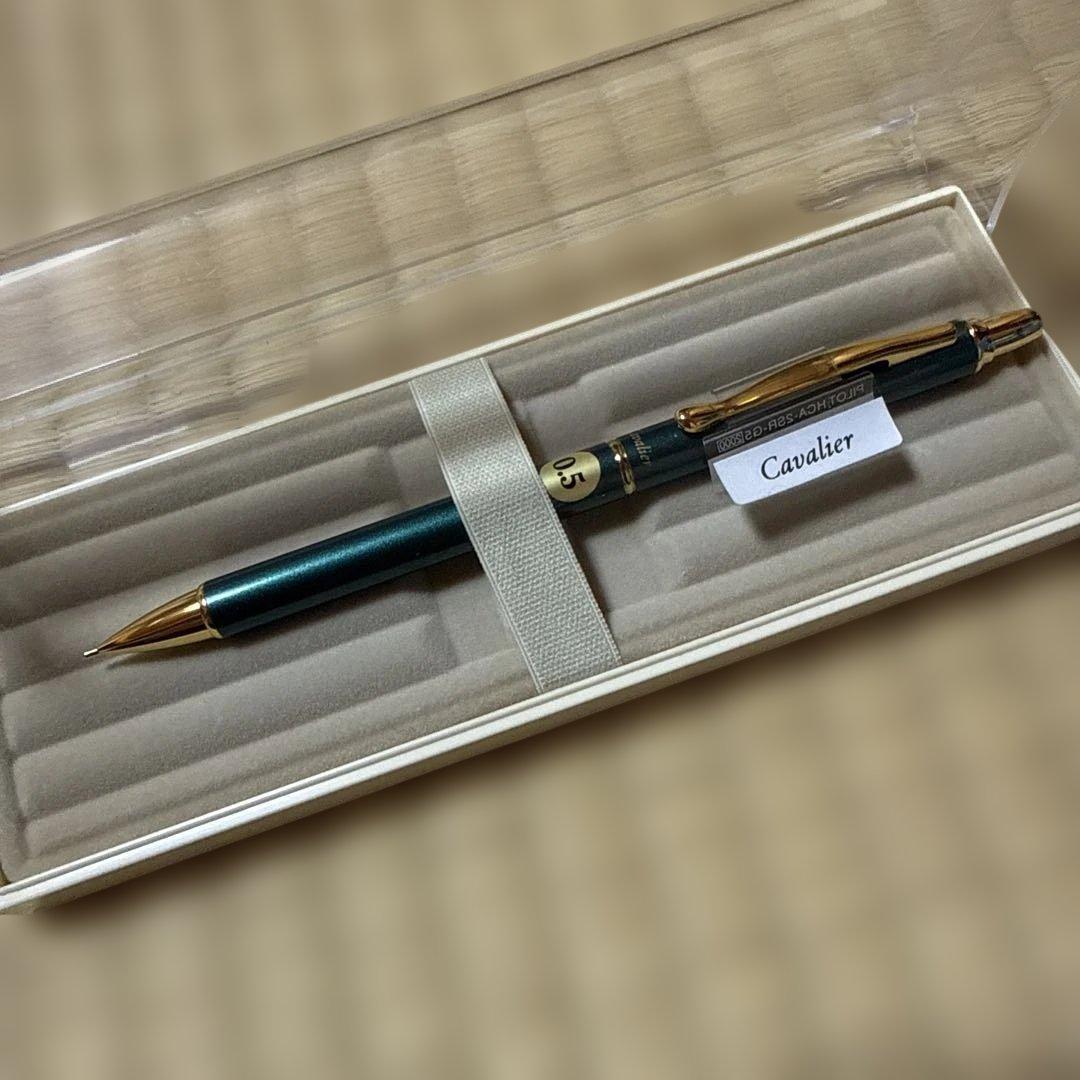 Prodution Discontinued Pilot Mechanical Pencil Cavali in green color, unused condition
