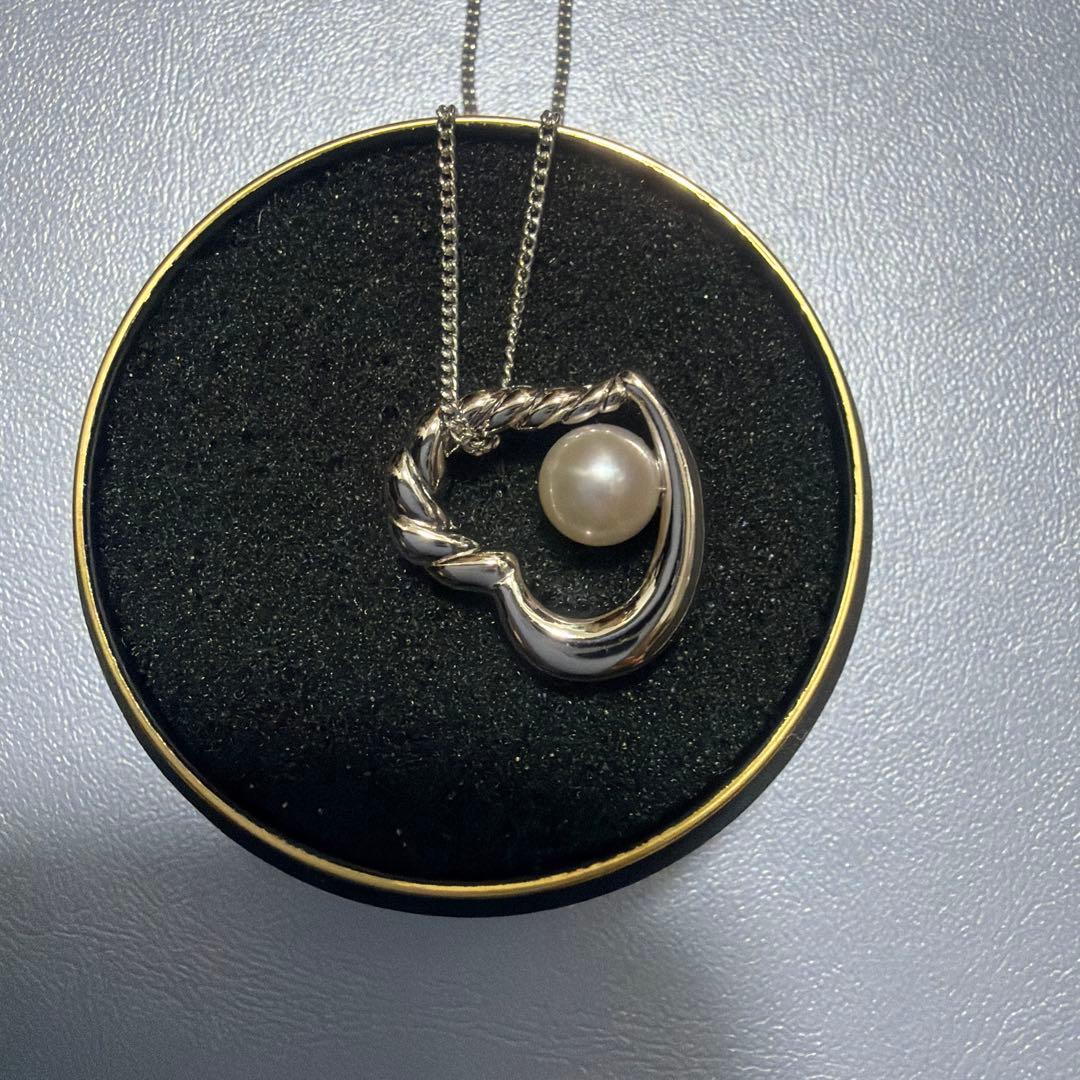 Tasaki SV925 Open Heart Pearl Necklace with 1.9 cm pendant on 41 cm chain, silver heart-shaped design with pearl