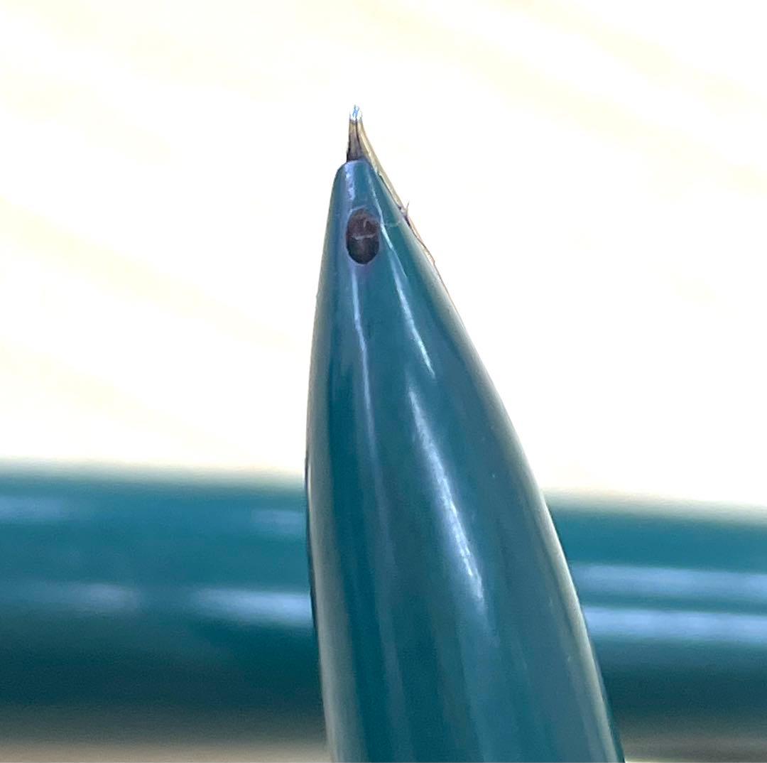 Pilot fountain pen F 14K F 585 green with fine nib, slim and lightweight design