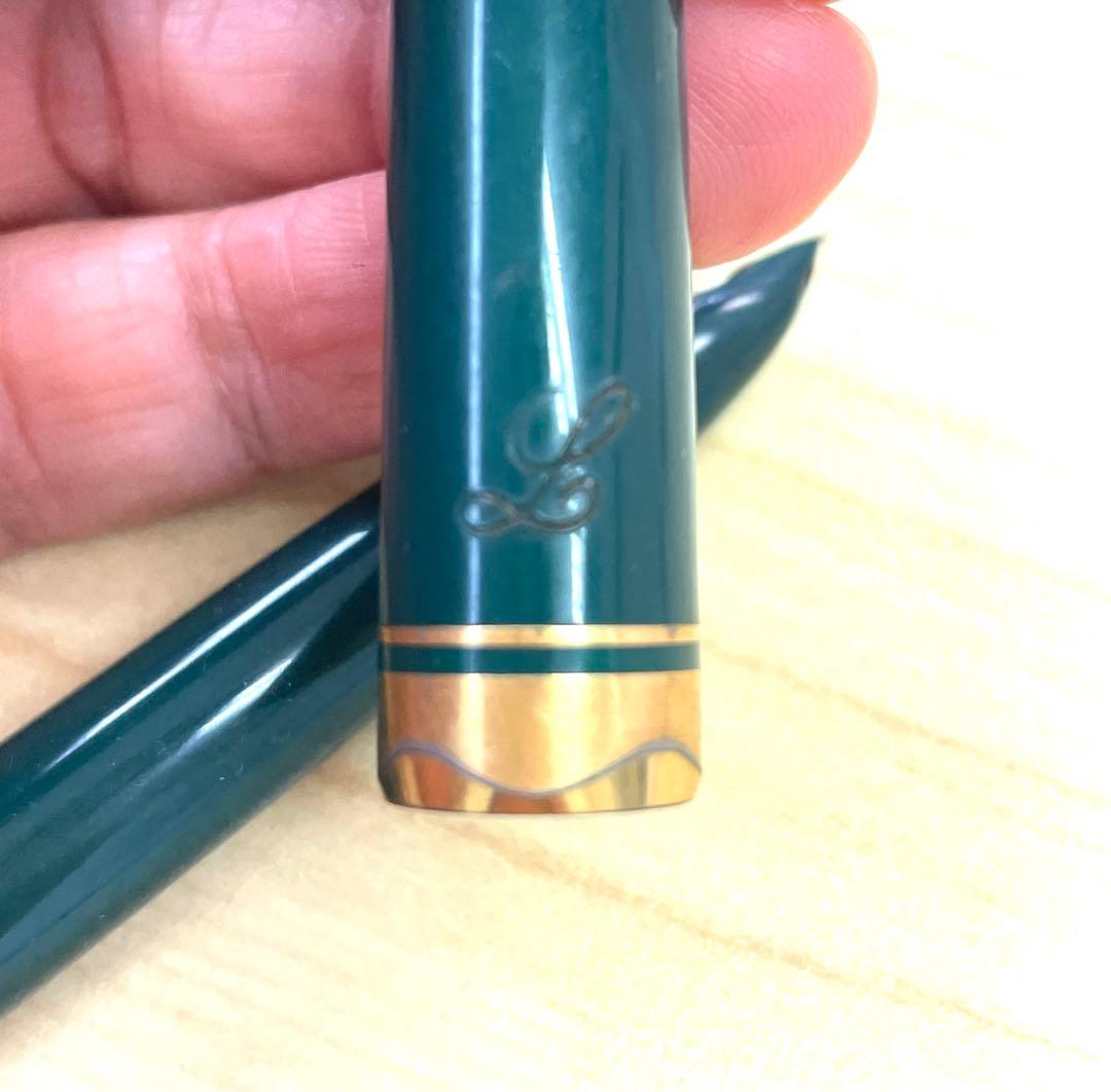Pilot fountain pen F 14K F 585 green with fine nib, slim and lightweight design