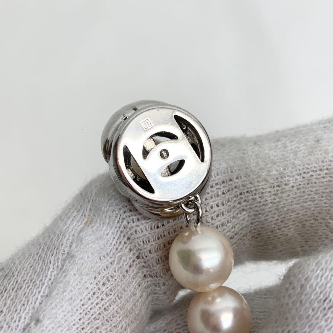 Tasaki pearl necklace with 7.5-8.0mm pearls on a 42cm silver chain with guarantee tag