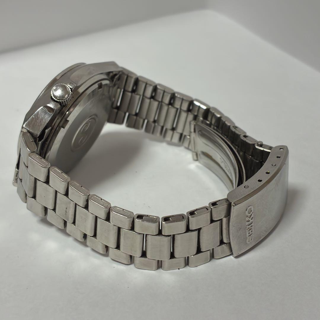 SEIKO Silver Wave Vintage Quartz Men's Watch — Japanese