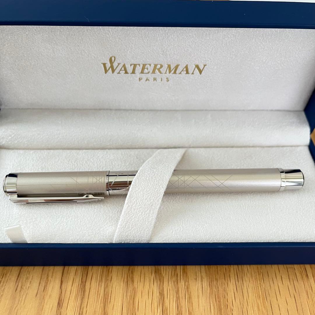 Waterman Perspective Fountain Pen in Champagne CT finish with stainless steel fine nib and France engraving