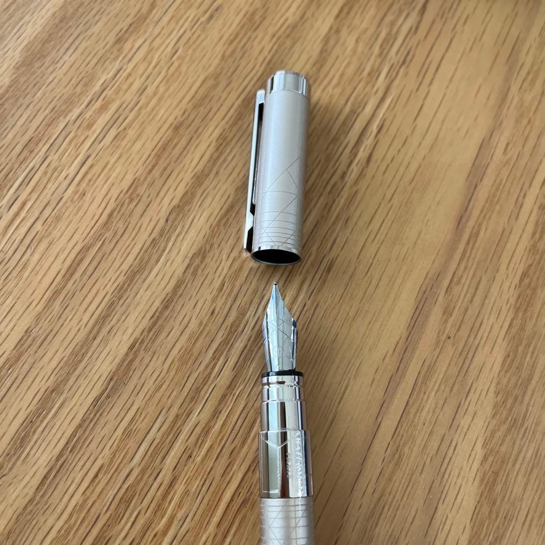 Waterman Perspective Fountain Pen in Champagne CT finish with stainless steel fine nib and France engraving