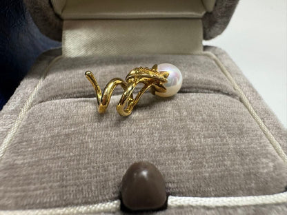 MIKIMOTO K18 gold pendant top featuring a 6.3mm white pearl weighing 1.6g