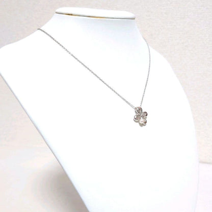 Tasaki pearl necklace with flower motif made of silver 925 featuring 15mm pearls and 40cm adjustable length