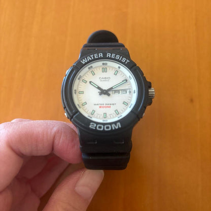 CASIO Diver 200M Quartz Men's Watch — Japanese