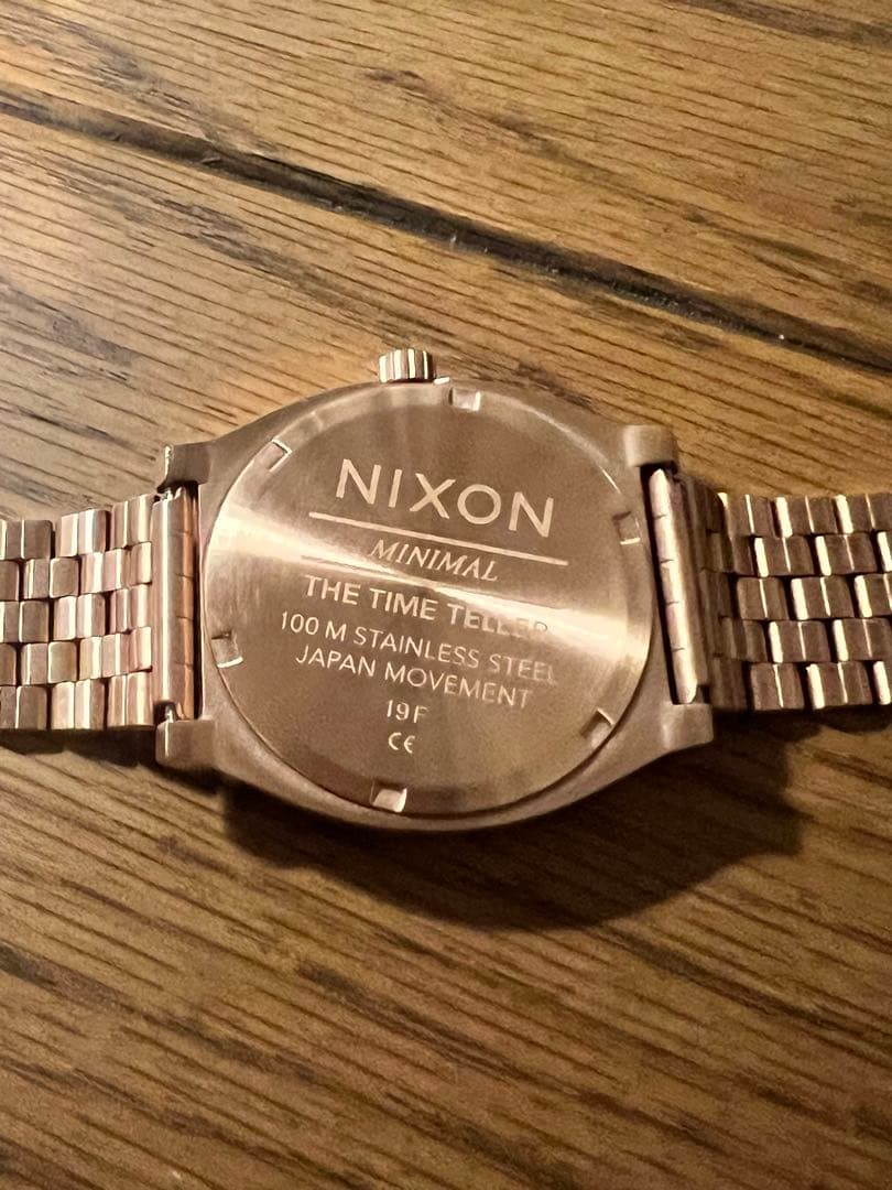 NIXON The Time Teller Minimal Gold Quartz Men's Watch — Japanese