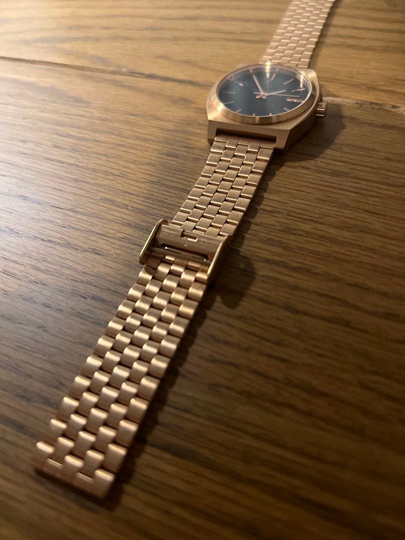 NIXON The Time Teller Minimal Gold Quartz Men's Watch — Japanese