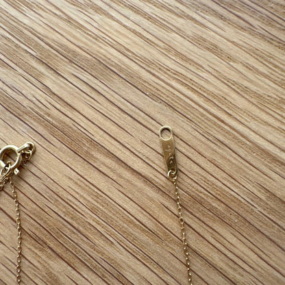 Agate Winter Limited Necklace made of K18 gold with diamond accents in a gold tone finish