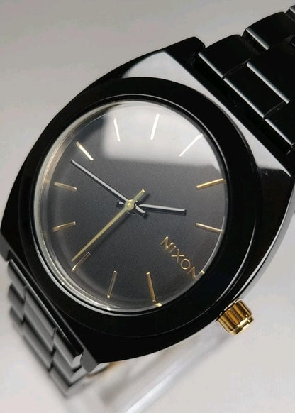 NIXON A327-1031 Analog Men's Watch — Japanese
