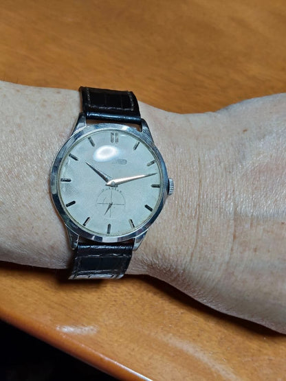 Citizen Small Second Hand-winding Manual Men's Watch — Japanese