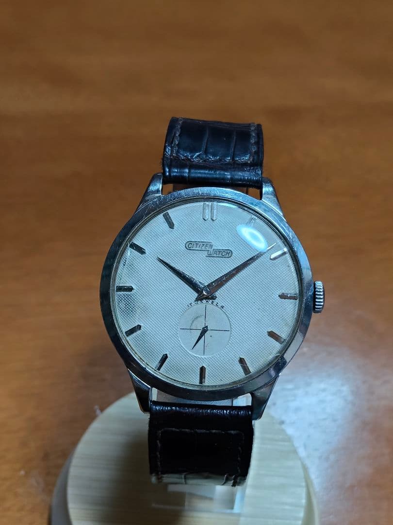 Citizen Small Second Hand-winding Manual Men's Watch — Japanese