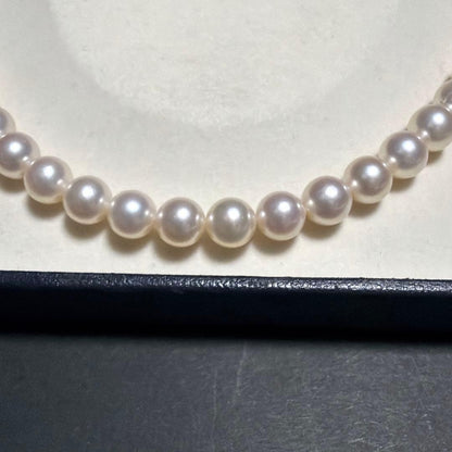 TASAKI Akoya Pearl Necklace featuring 8.5 mm pearls with excellent luster on a 42 cm strand