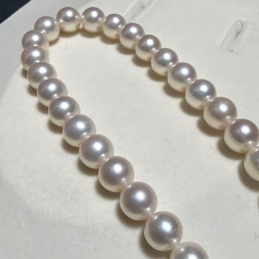 TASAKI Akoya Pearl Necklace featuring 8.5 mm pearls with excellent luster on a 42 cm strand