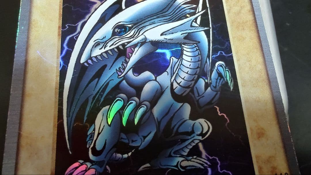Bandai Yu-Gi-Oh! Carddass No.118 Blue Eyes White Dragon single card English edition Japan import