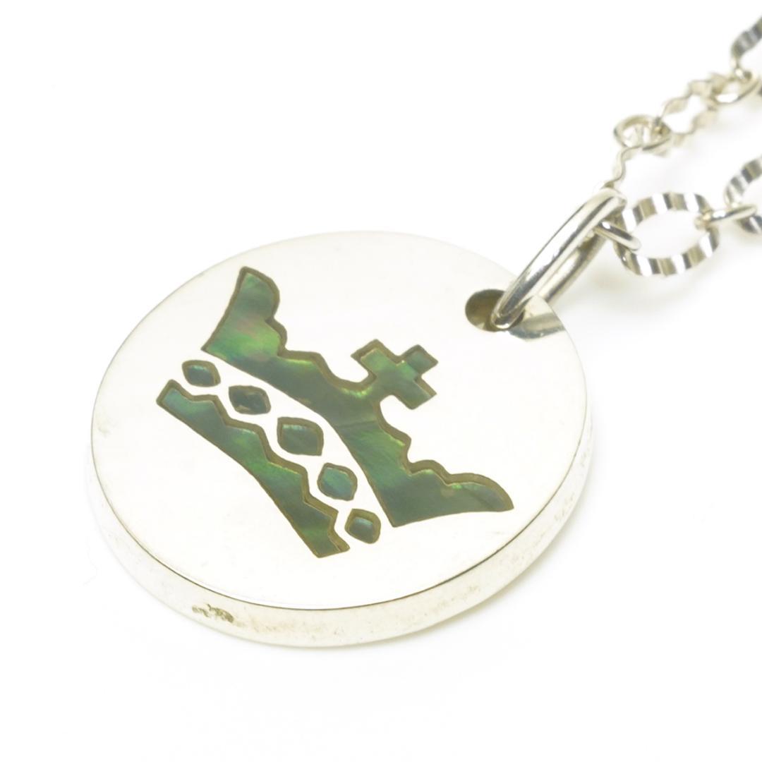 Agate Crown Medal Necklace in SV925 silver weighing 10.5g with 40cm chain and crown pendant