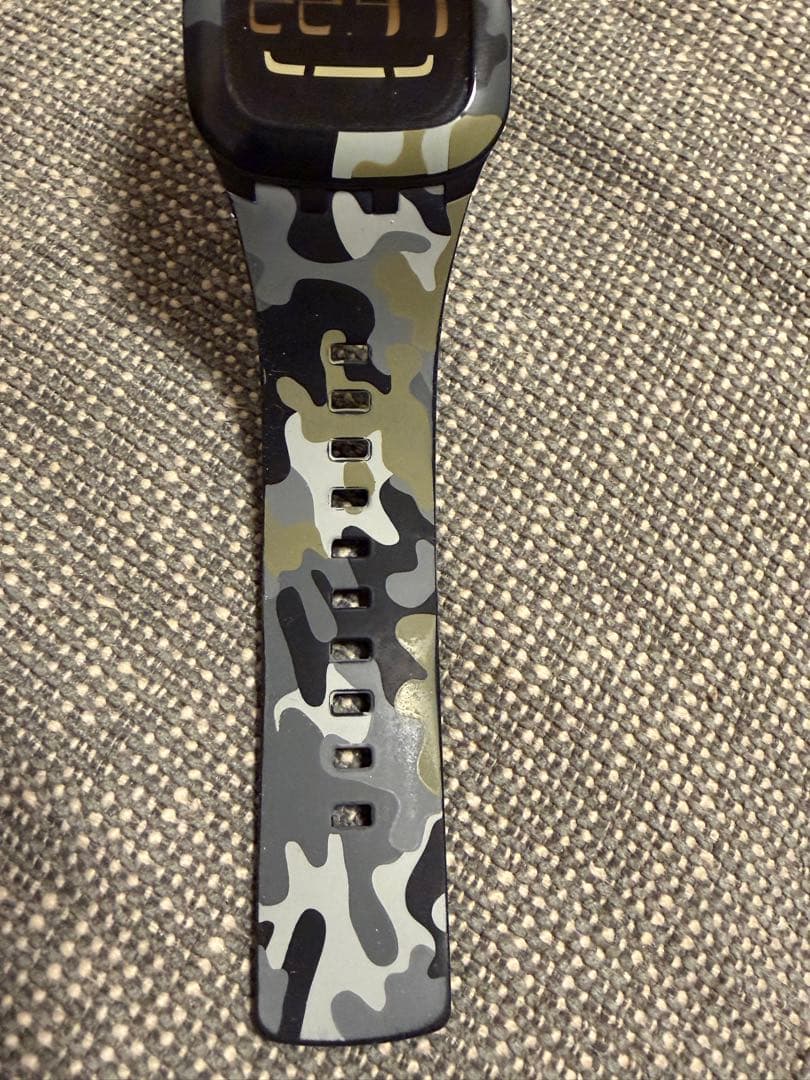 swatch Touch Camouflage Quartz Men's — Japanese