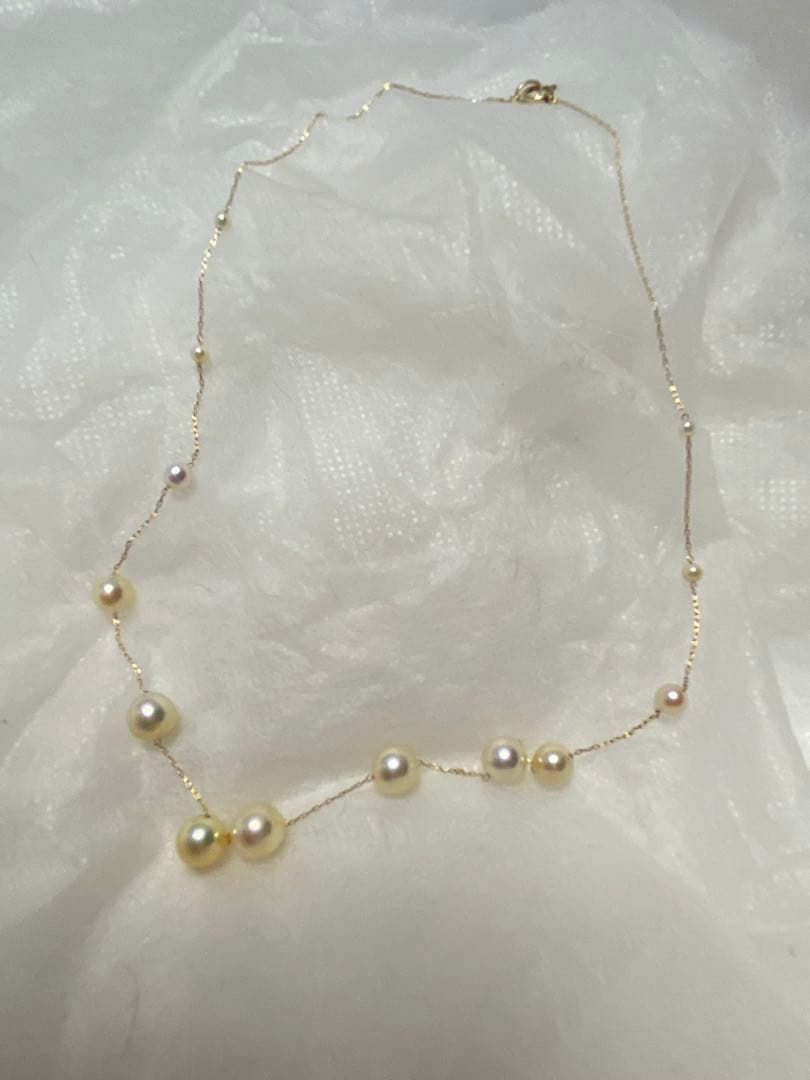 Fresh Perlagione Akoya pearl necklace in 14K yellow gold with champagne tone pearls of various sizes on a 45cm chain