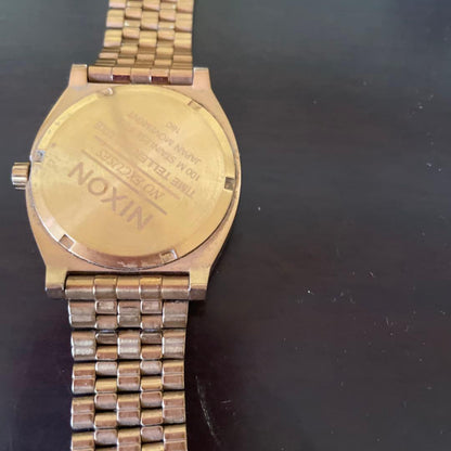 NIXON Gold Model Analog Men's Watch — Japanese